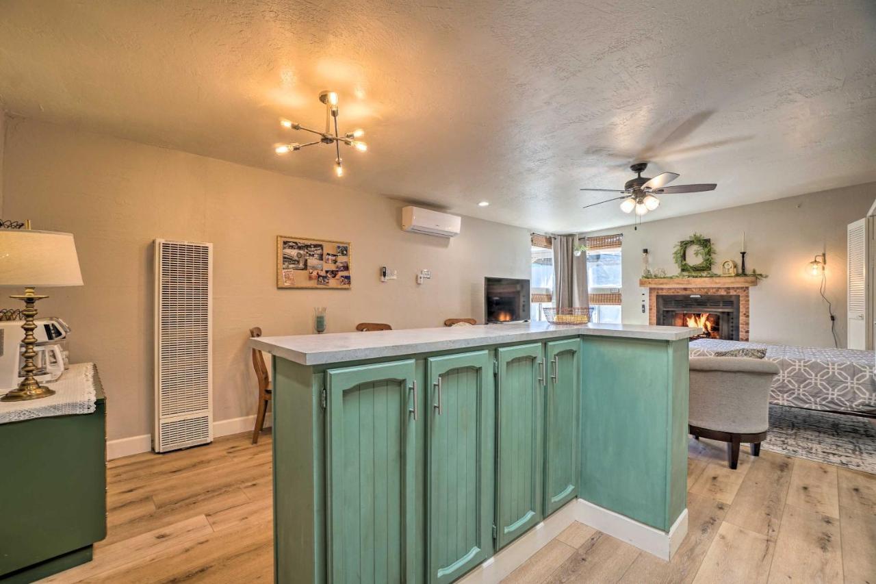 Central Williams Studio With Fireplace On Route 66! Apartment Luaran gambar