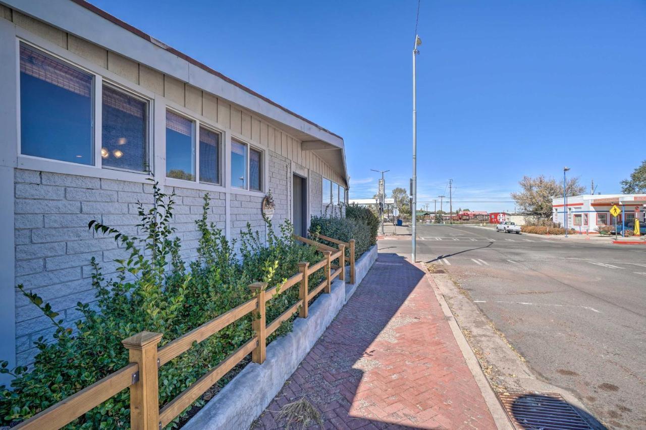Central Williams Studio With Fireplace On Route 66! Apartment Luaran gambar